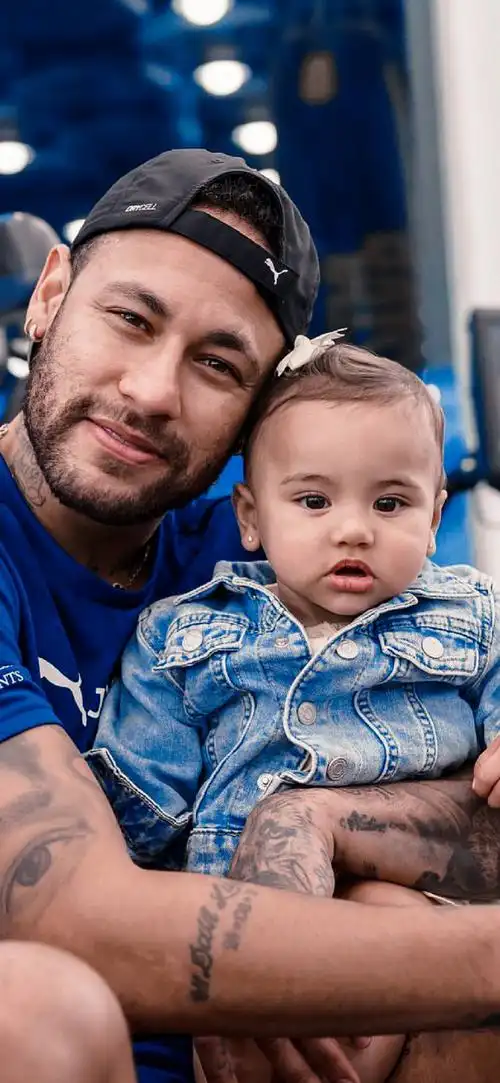 他通过独特 他通过独特